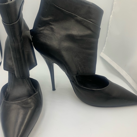 ALDO Women's Black Leather Pointed-Toe Heel Booties SZ 37 Gently Used - Picture 2 of 3